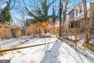 1229 W Saratoga St, Baltimore, MD 21223 - Photo 24