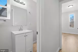 1229 W Saratoga St, Baltimore, MD 21223 - Photo 18