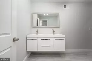 523 E 20th St, Baltimore, MD 21218 - Photo 16