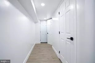 154 N Ellwood Ave, Baltimore, MD 21224 - Photo 22