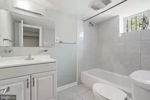 212 N Streeper St, Baltimore, MD 21224 - Photo 22