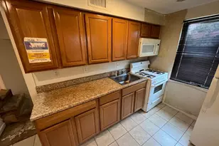 2817 Bookert Dr, Baltimore, MD 21225 - Photo 6