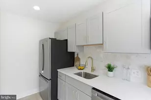 40 Hillvale Rd, Baltimore, MD 21229 - Photo 12