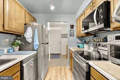 519 S Hanover Street, Baltimore, MD 21201 - Photo 48