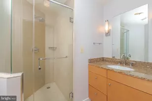 675 President St, Baltimore, MD 21202 - Photo 16