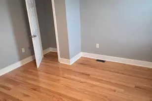 2609 E Hoffman St, Baltimore, MD 21213 - Photo 8