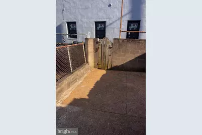 5 N East Avenue, Baltimore, MD 21224 - Photo 12