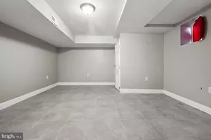 1014 Lyndhurst St, Baltimore, MD 21229 - Photo 22