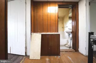 1022 Joh Ave, Baltimore, MD 21229 - Photo 36