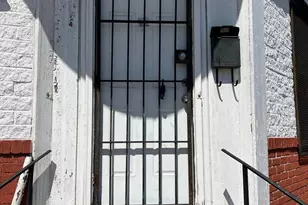 2301 Monroe Street N, Baltimore, MD 21217 - Photo 2