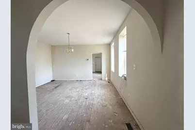 2301 Monroe Street N, Baltimore, MD 21217 - Photo 24