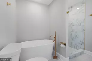 4204 Penhurst Ave, Baltimore, MD 21215 - Photo 22