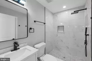 4204 Penhurst Ave, Baltimore, MD 21215 - Photo 16