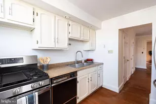 3633 Elkader Rd, Baltimore, MD 21218 - Photo 10