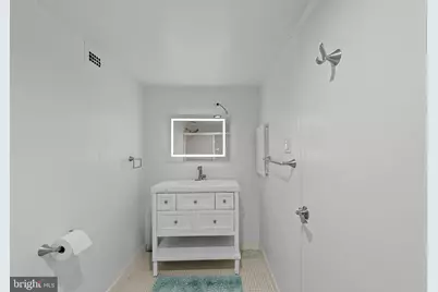 1 E University Parkway #1205, Baltimore, MD 21218 - Photo 24