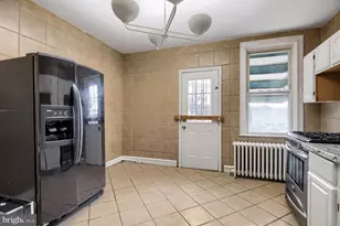 1041 N Kenwood Ave, Baltimore, MD 21205 - Photo 10