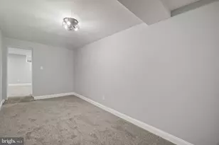 940 E 41st St, Baltimore, MD 21218 - Photo 26