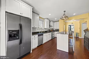 702 W Melrose Ave, Baltimore, MD 21210 - Photo 20