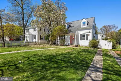 702 W Melrose Avenue, Baltimore, MD 21210 - Photo 2