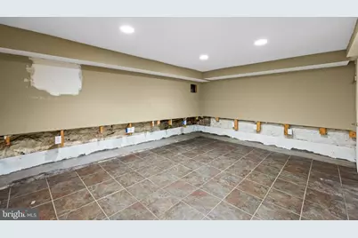 702 W Melrose Avenue, Baltimore, MD 21210 - Photo 44