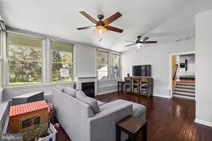 702 W Melrose Ave, Baltimore, MD 21210 - Photo 16