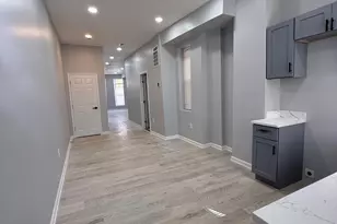 1806 N Mount St, Baltimore, MD 21217 - Photo 14