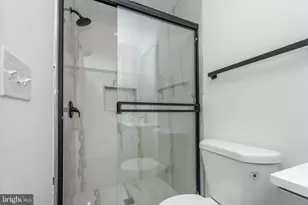 943 E Chase St, Baltimore, MD 21202 - Photo 16