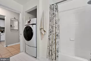 23 Pierside Dr, Baltimore, MD 21230 - Photo 22