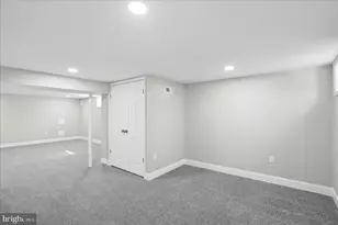 1300 Pentridge Rd, Baltimore, MD 21239 - Photo 14