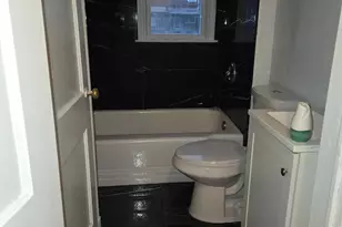 3905 Kenyon Ave, Baltimore, MD 21213 - Photo 8