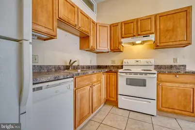 3300 E Baltimore Street, Baltimore, MD 21224 - Photo 6