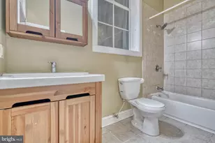 3300 E Baltimore St, Baltimore, MD 21224 - Photo 12
