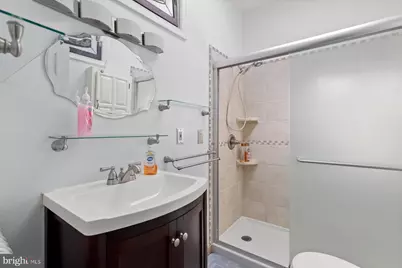 633 S Linwood Avenue S, Baltimore, MD 21224 - Photo 20