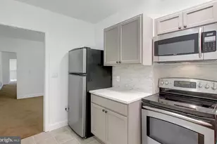 2041 Harlem Ave, Baltimore, MD 21217 - Photo 8