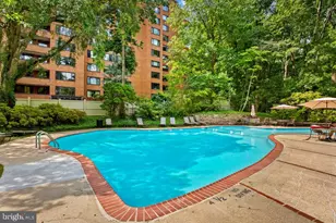 24 Roland Green, Baltimore, MD 21210 - Photo 12