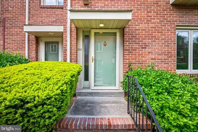 256 Waxter Way, Baltimore, MD 21217 - Photo 4
