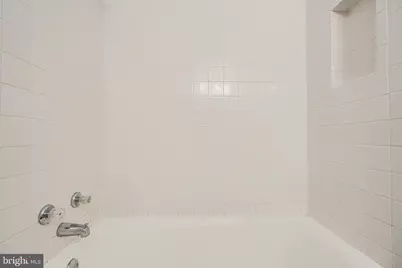 30 E Wheeling Street, Baltimore, MD 21230 - Photo 18