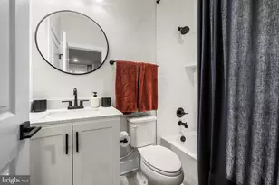 108 Glass Ln, Baltimore, MD 21230 - Photo 32