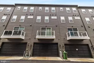 108 Glass Ln, Baltimore, MD 21230 - Photo 36