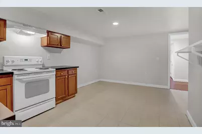 421 Elrino Street #B, Baltimore, MD 21224 - Photo 6