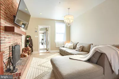 111 Barre Street W, Baltimore, MD 21201 - Photo 6