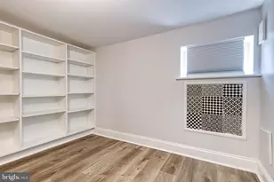 860 W 33rd St, Baltimore, MD 21211 - Photo 18