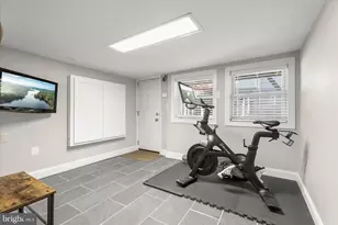 724 S Potomac St, Baltimore, MD 21224 - Photo 36