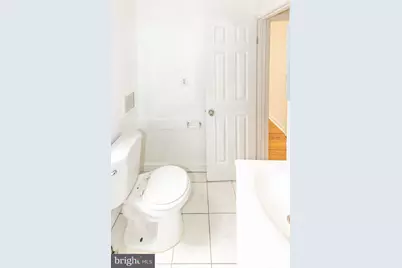 2426 Brentwood Avenue, Baltimore, MD 21218 - Photo 18
