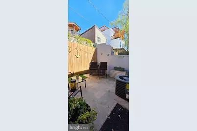 235 Duncan Street S, Baltimore, MD 21231 - Photo 2