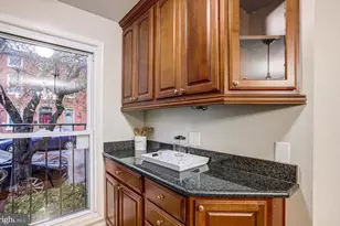 2011 Fountain St, Baltimore, MD 21231 - Photo 8