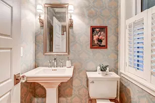 2119 E Lombard Street E, Baltimore, MD 21231 - Photo 10
