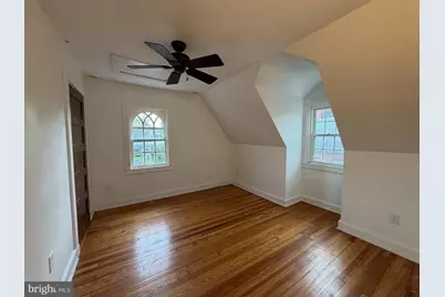 532 W University Parkway, Baltimore, MD 21210 - Photo 10