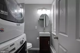 16 N Bradford St, Baltimore, MD 21224 - Photo 14