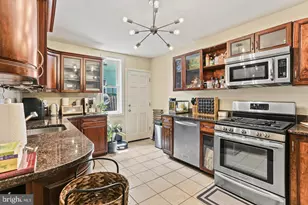 2507 Fleet St, Baltimore, MD 21224 - Photo 8